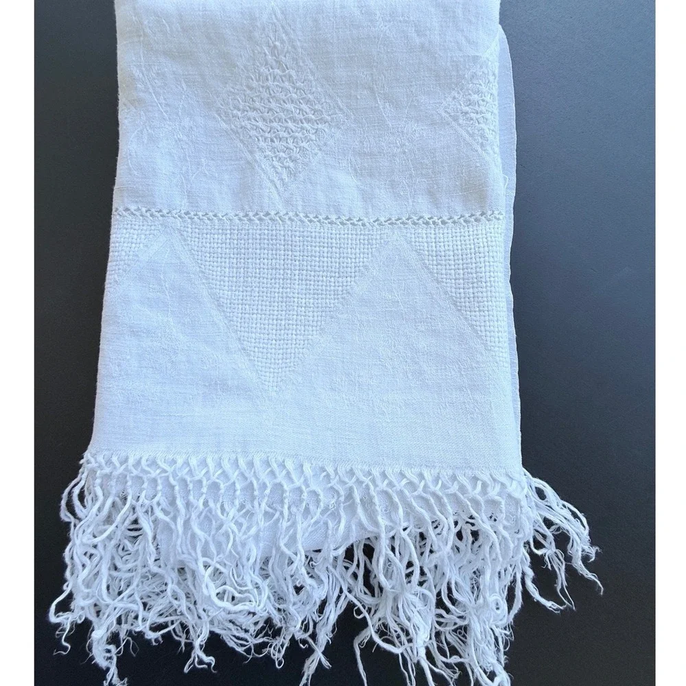 Vintage White Linen Table Runner Embroidered Fringed Edge 23x47 Home Decor